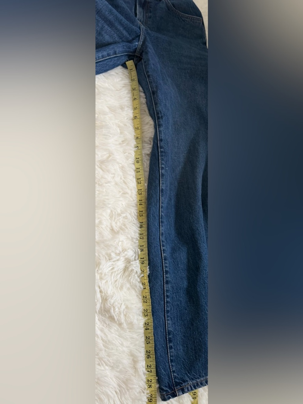 Aritzia Denim Forum The Farrah Curve-Fit Hi-Rise Wide Jean - Picture 7 of 9